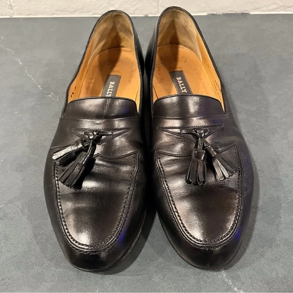 Bally men’s sz 9.5 Arturo black leather tassel loafers